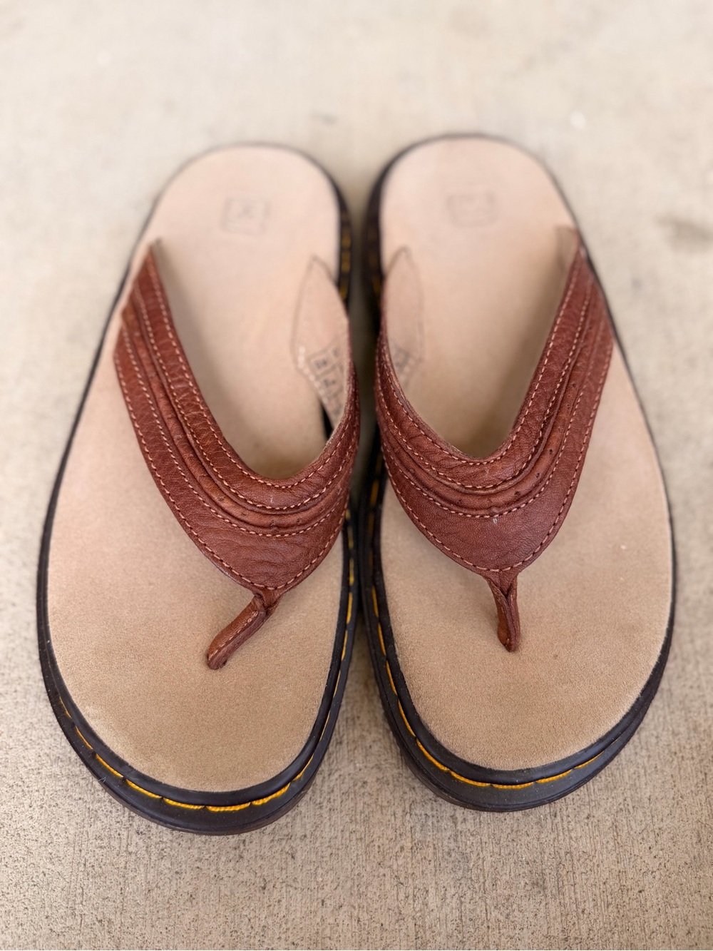Dr. Martens Brown Leather Thong Sandals Women’s US 8 / Men’s US 7